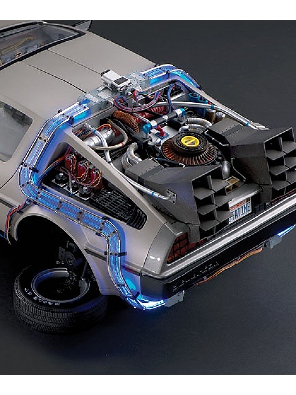 DeLorean T2